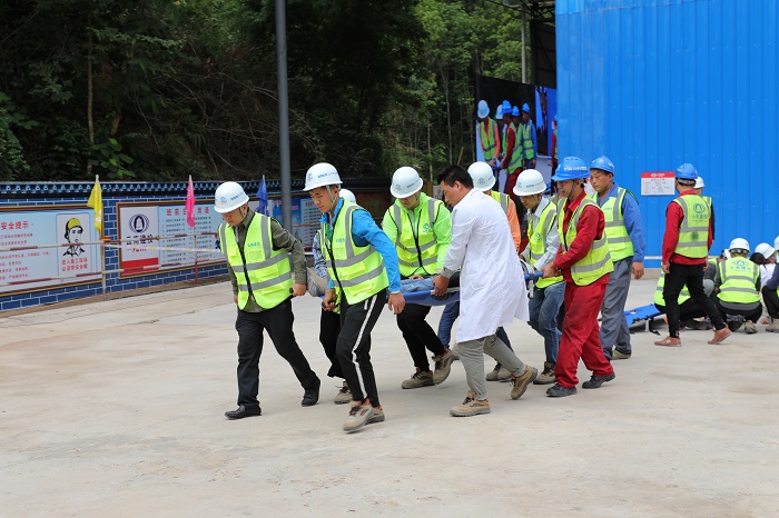 1560742140512293.jpg 應(yīng)急救援演練.jpg