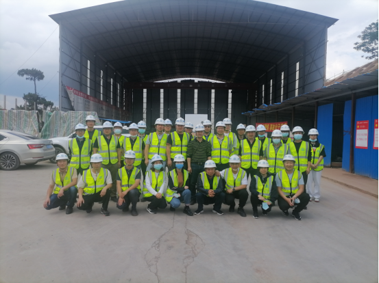 1652748289581596.png 2022-05-13-公司組織開展高速公路施工管理觀摩交流學(xué)習(xí).png